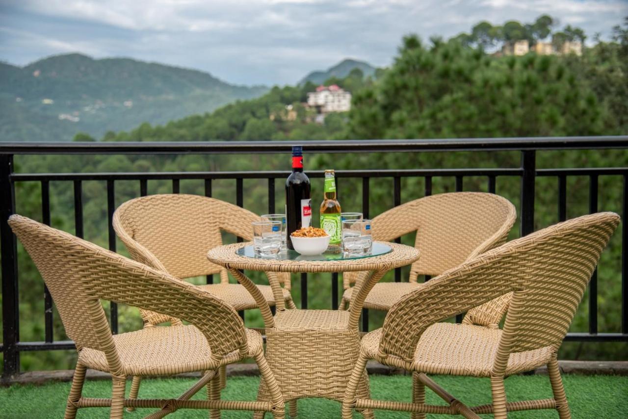 Mountain Mist Inn I Serviced Apt I Open Air Lawn & Rooftop I Bonfire I By Exotic Stays Kasauli Exterior photo